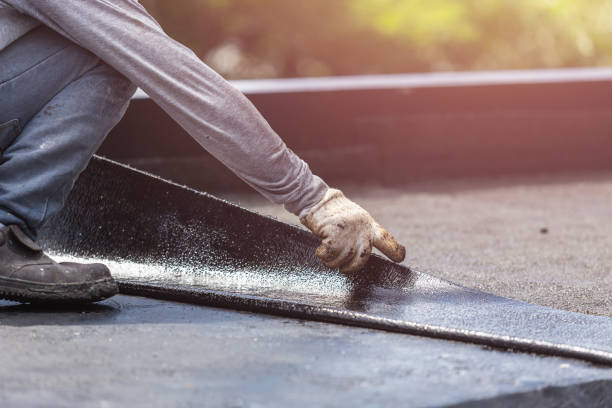 Professional Vapor Barrier Installation technician working in New London, OH